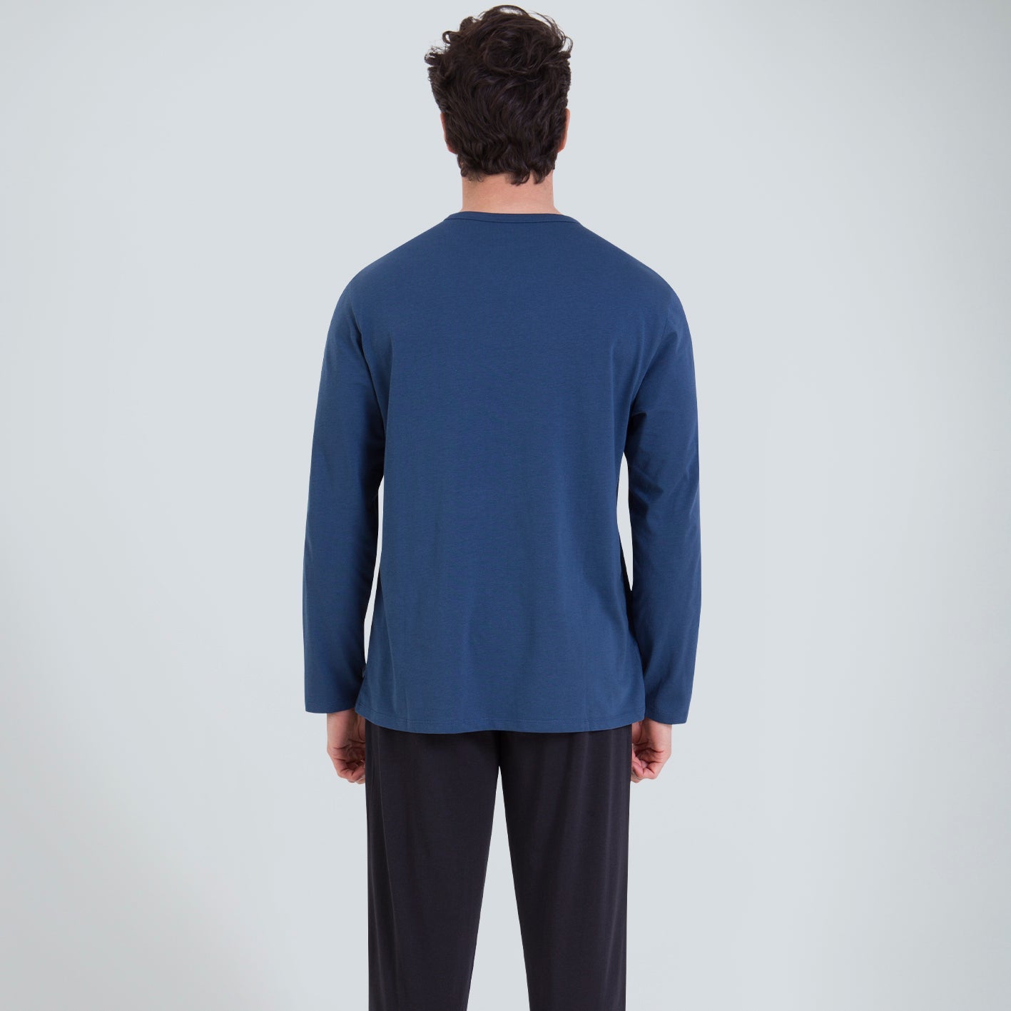 s/files/1/0779/3718/1009/files/07O71_5680_S6.jpg?v=1750078286