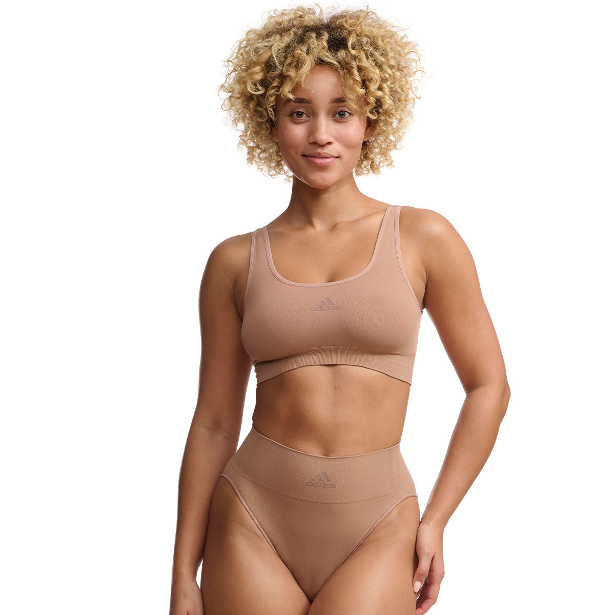 s/files/1/0779/3718/1009/files/0IA08_0301_8.jpg?v=1738671093