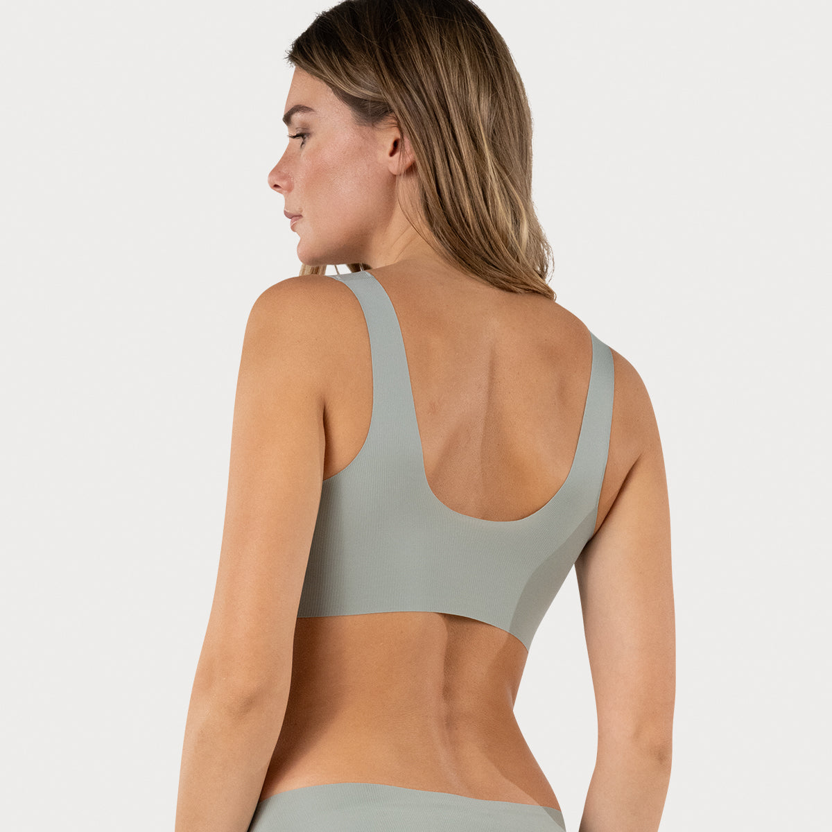 s/files/1/0779/3718/1009/files/0K711_0632_S6.jpg?v=1766153703