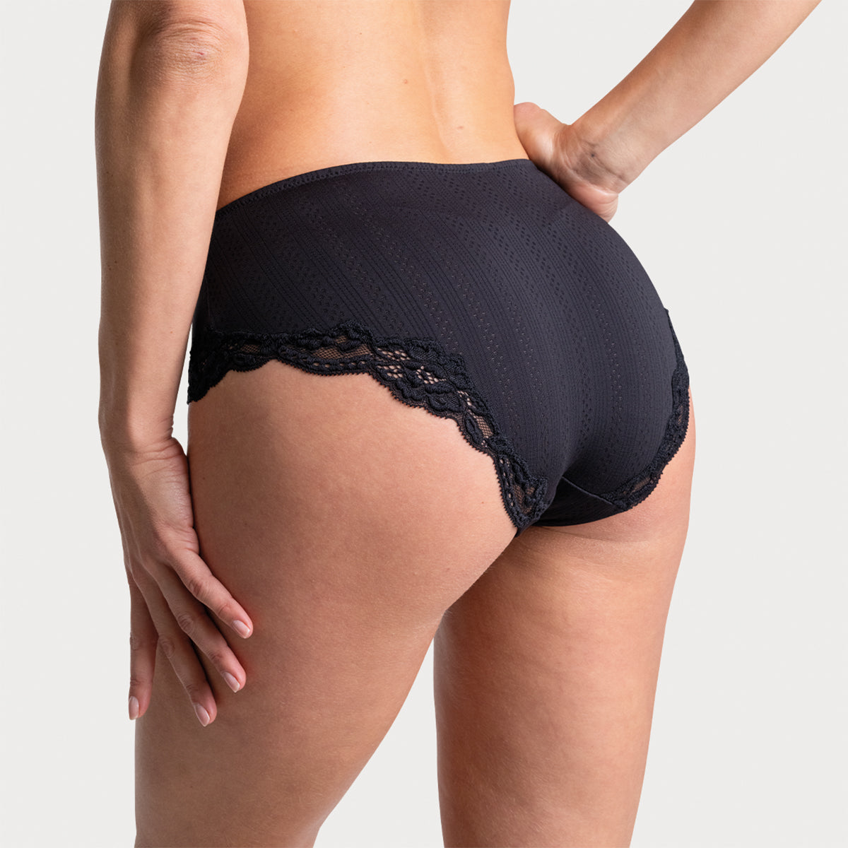 s/files/1/0779/3718/1009/files/0U510_6107_S6.jpg?v=1766495354